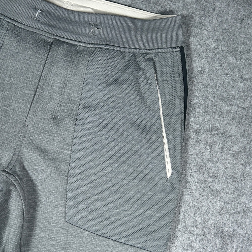 Lululemon Joggers Mens Medium Grey Engineered Warmth Athletic Running Gym - Picture 5 of 16